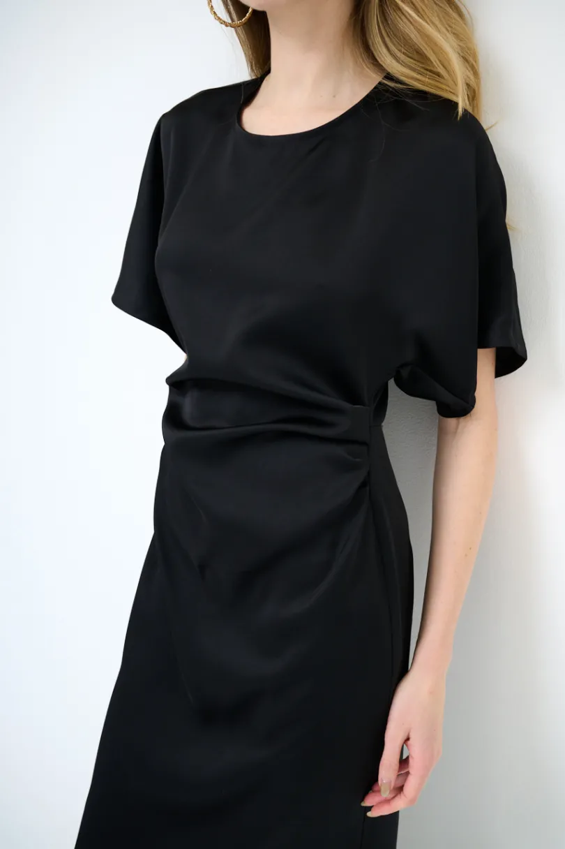 Hot KIKISIX ABITO ARRICCI FIANCO NERO