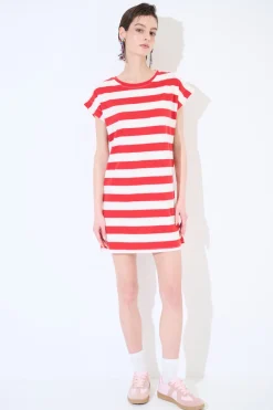 Online KIKISIX ABITO CORTO DRITTO CON MANICA ALETTA ROSSO