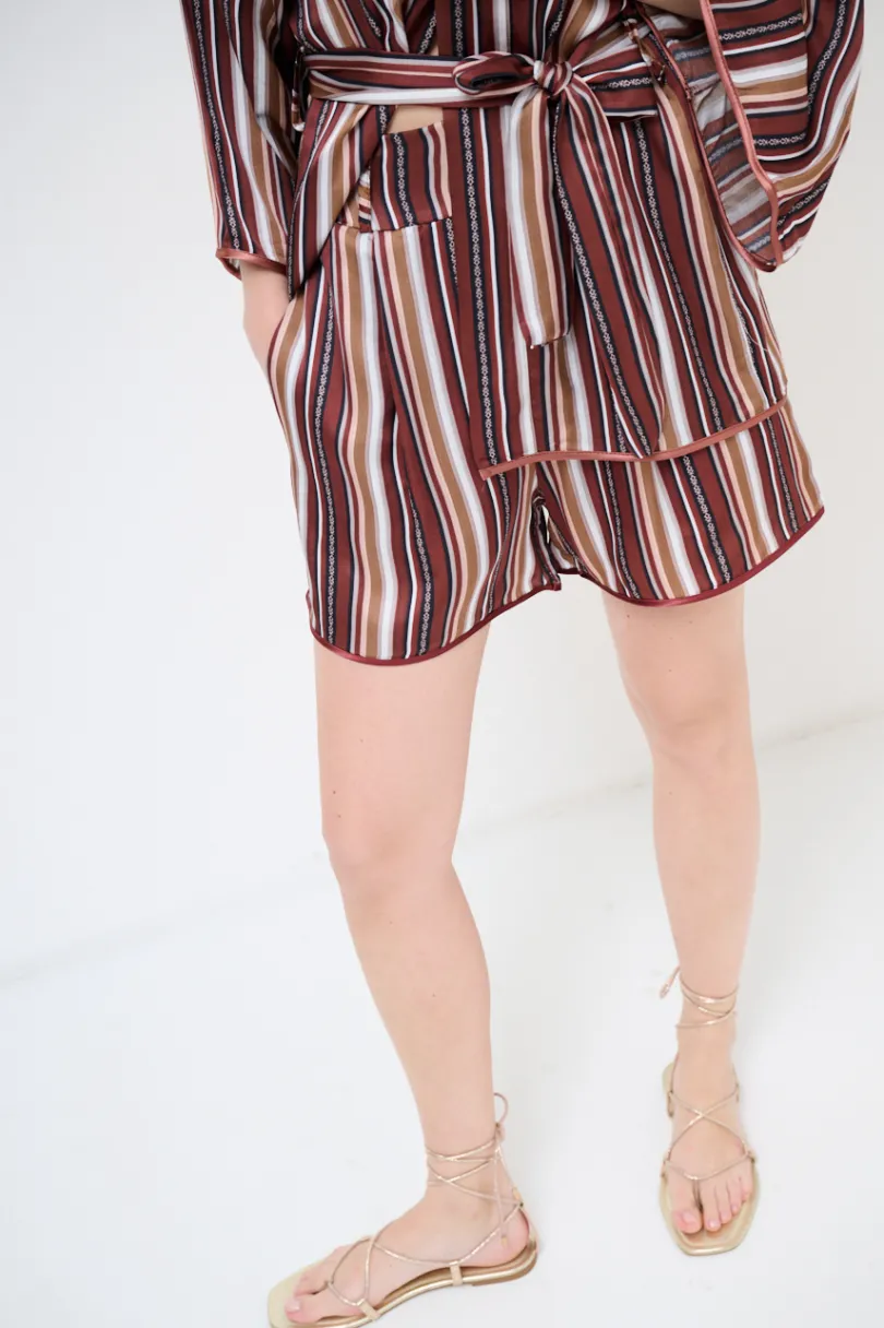 Sale KIKISIX BERMUDA CON ELASTICO MORO