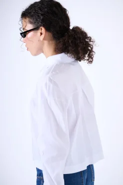 New KIKISIX CAMICIA CROP CON FINTONE BIANCO