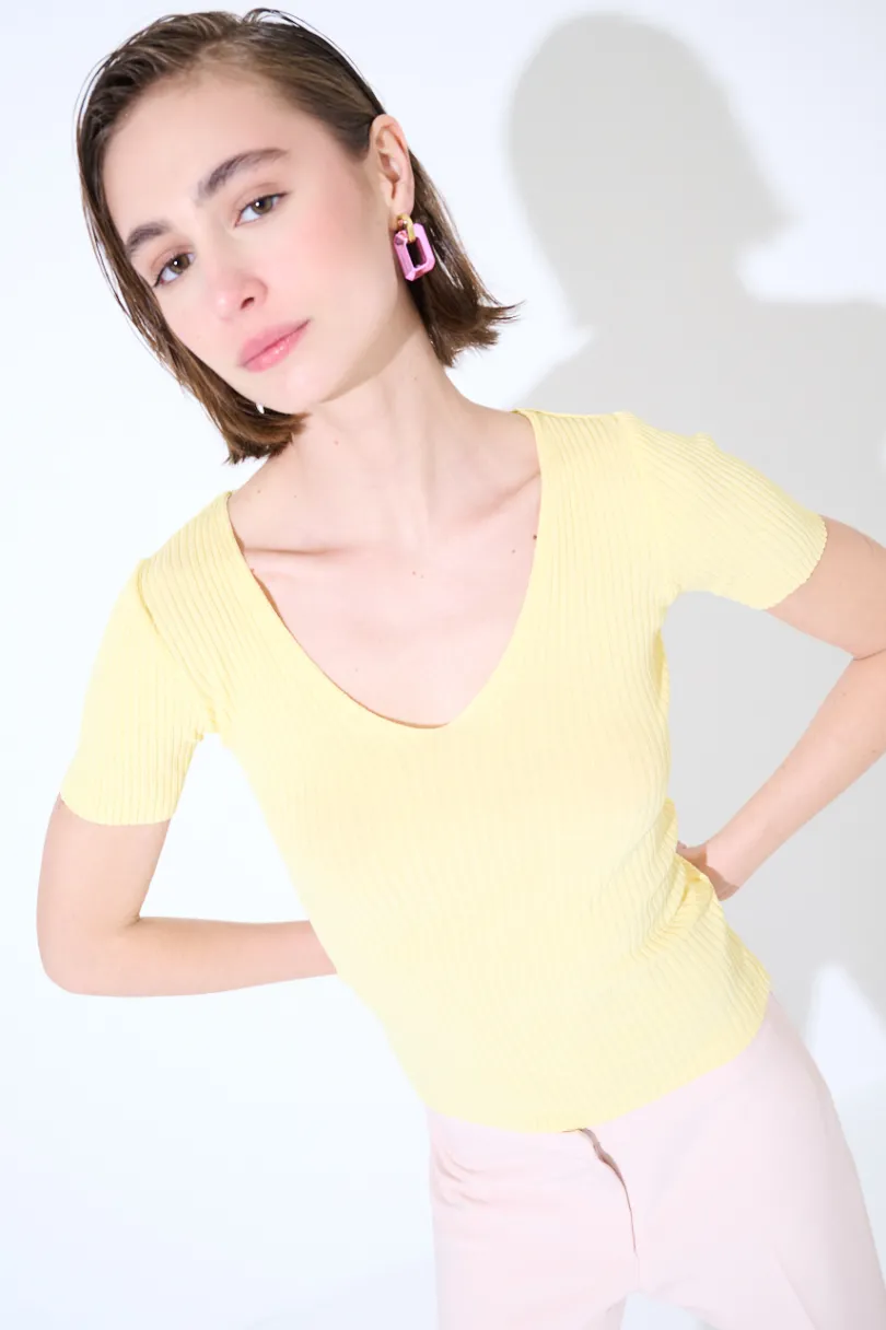 New KIKISIX MAGLIA M.MANICA SCOLLO V COSTINA GIALLO