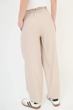 Clearance KIKISIX PANTALONE CARROT CON CINTURINO RIGA SABBIA