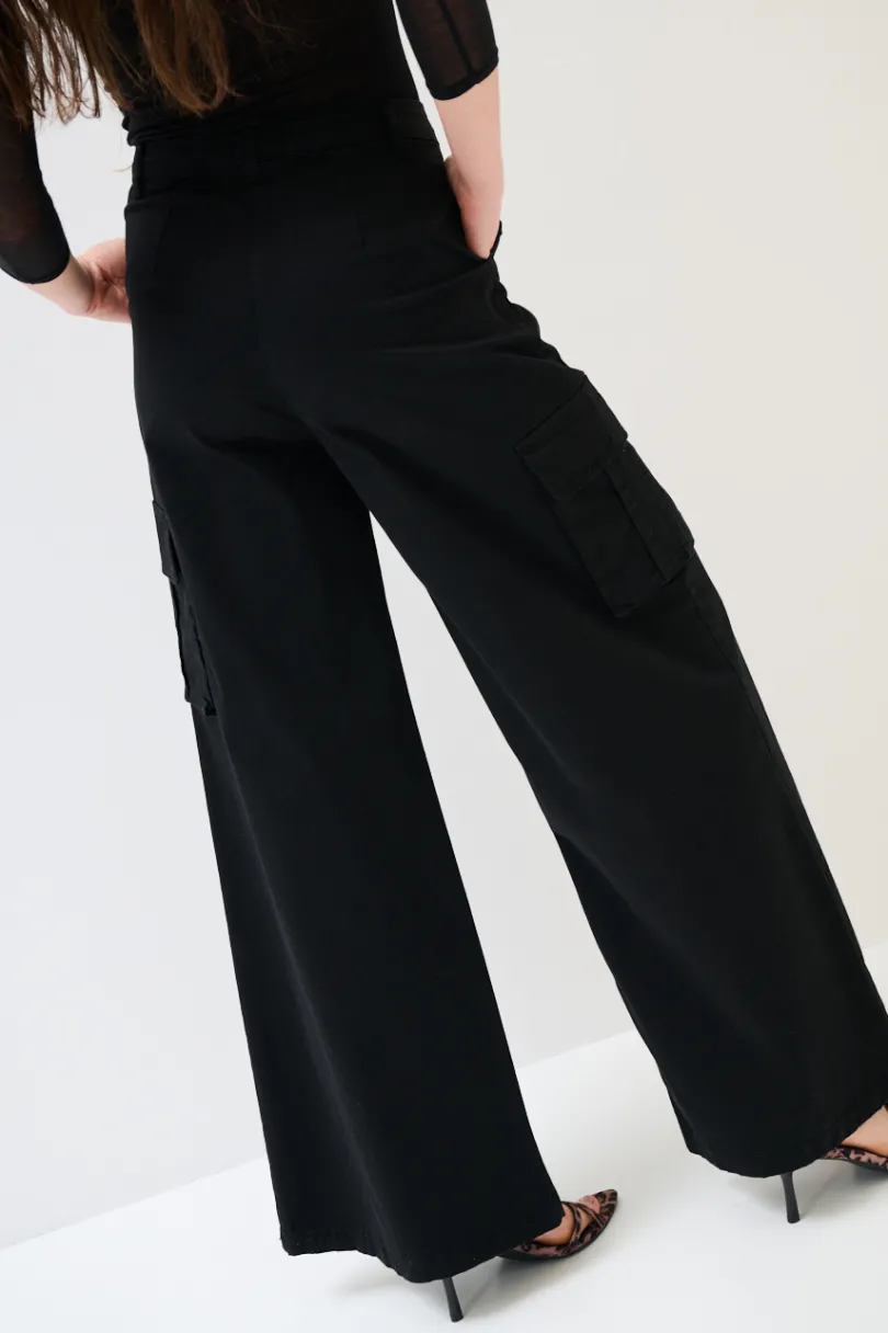 Online KIKISIX PANTALONE LARGO CON TASCHE NERO