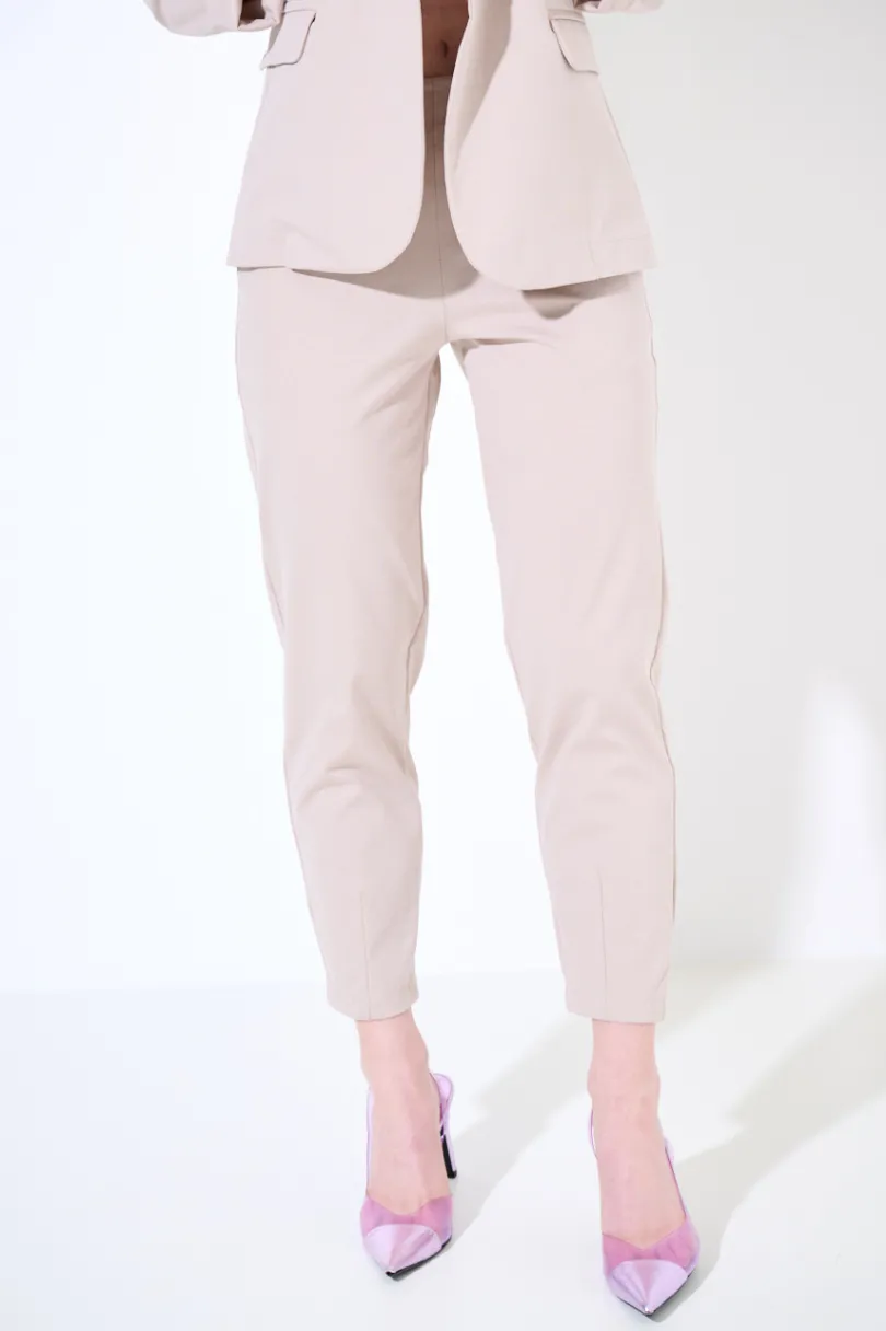 Fashion KIKISIX PANTALONE STRETTO CON ELASTICO DIETRO BEIGE