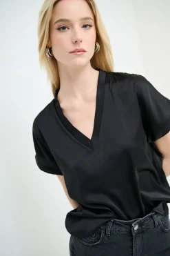 Clearance KIKISIX TOP SCOLLO V OVER SENZAGIRO MANICA RASO NERO