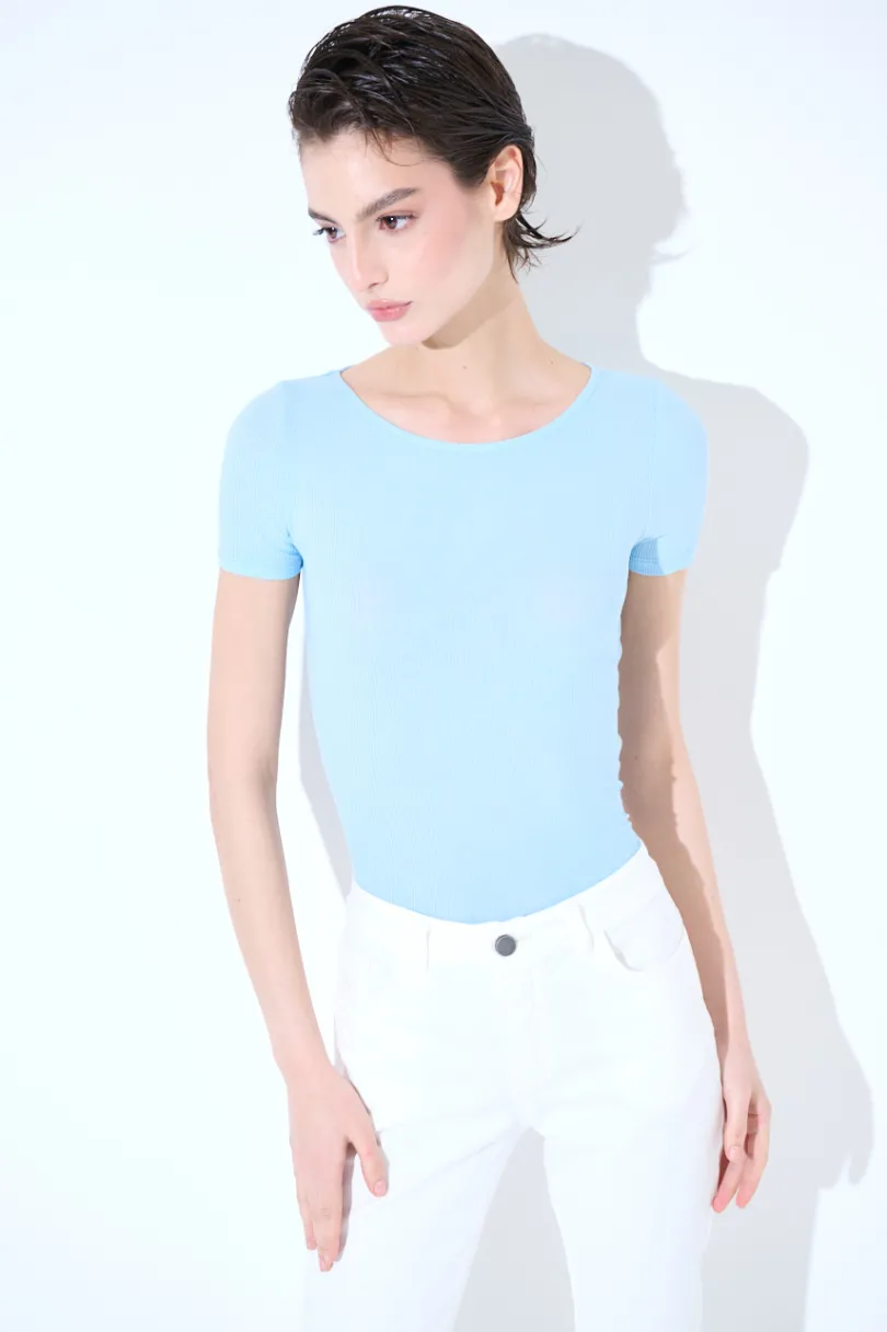 Fashion KIKISIX T-SHIRT MANICA CORTA BASICO SETA CELESTE