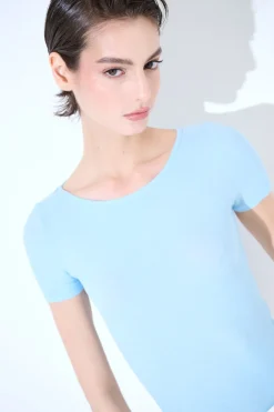 Fashion KIKISIX T-SHIRT MANICA CORTA BASICO SETA CELESTE