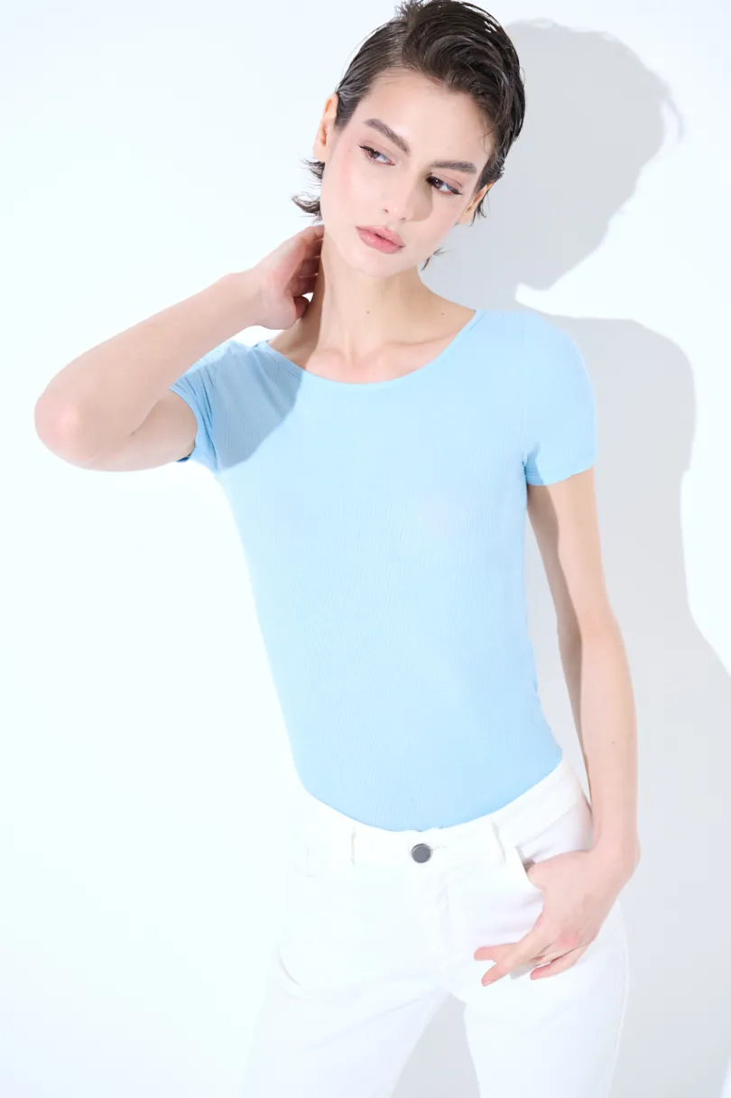 Fashion KIKISIX T-SHIRT MANICA CORTA BASICO SETA CELESTE