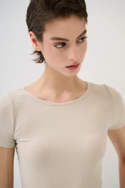 Discount KIKISIX T-SHIRT MANICA CORTA BASICO SETA BEIGE