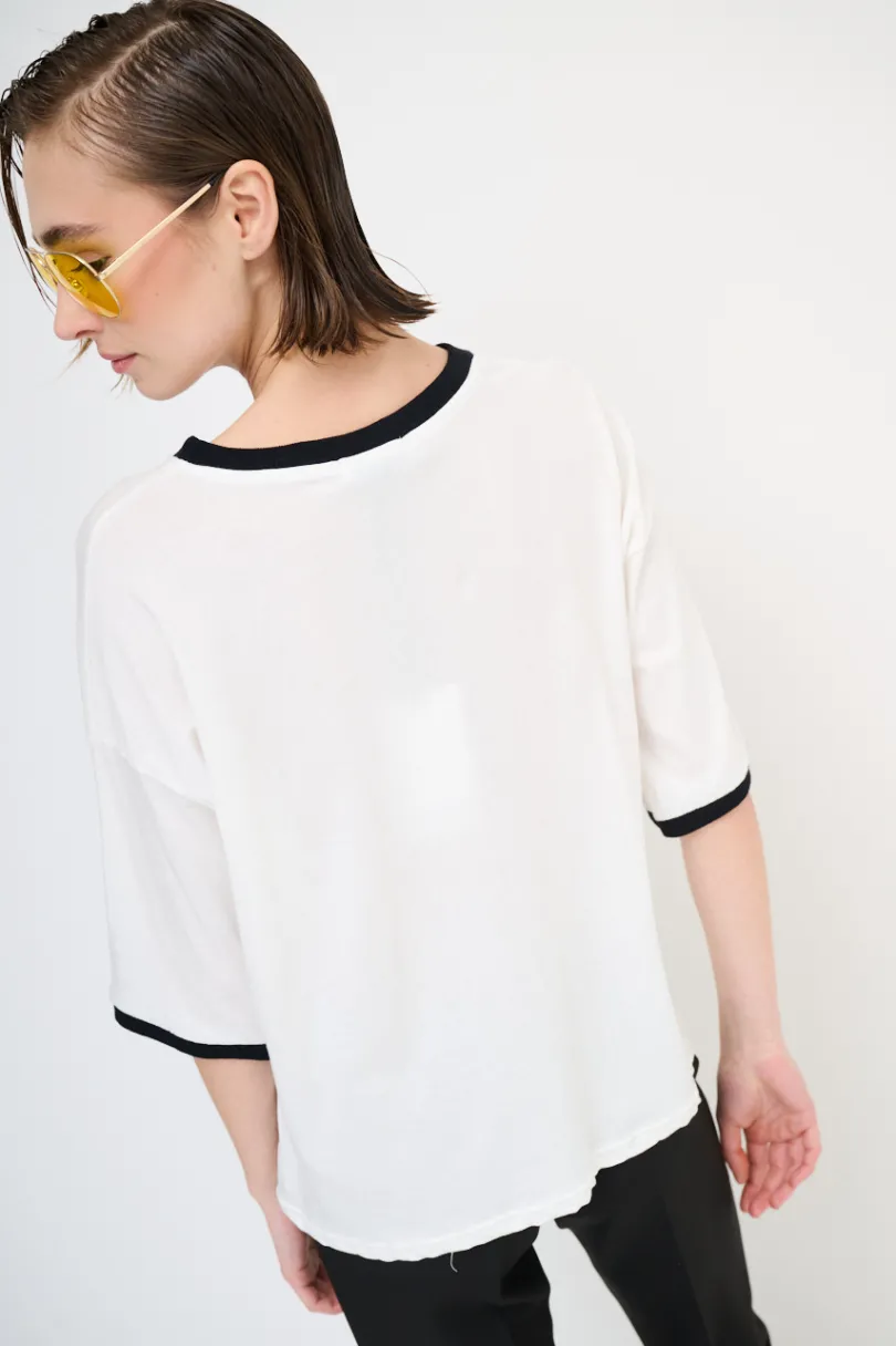 Hot KIKISIX T-SHIRT PARICOLLO E FONDO MANICA COSTINA BIANCO/NERO